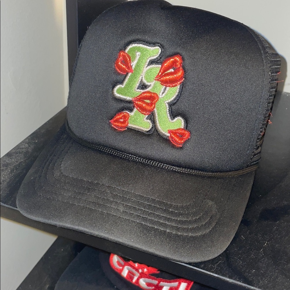 La Ropa Black and Green Trucker Hat